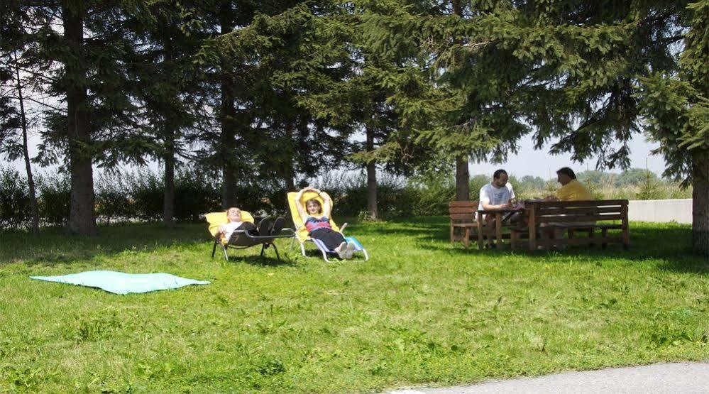 Thermenhof Lutzmannsburg - Inklusive Thermeneintritt Bagian luar foto